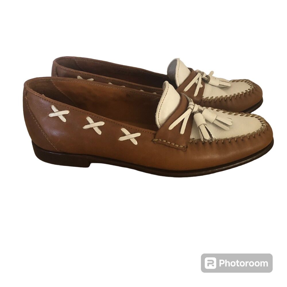 Cole Haan Country Loafers Shoes Womens Size 6 Brown White Leather Kiltie Tassel